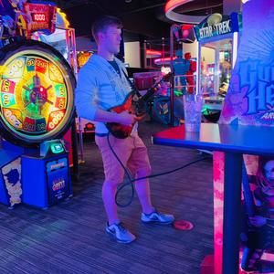 Meet your Posher, Logan